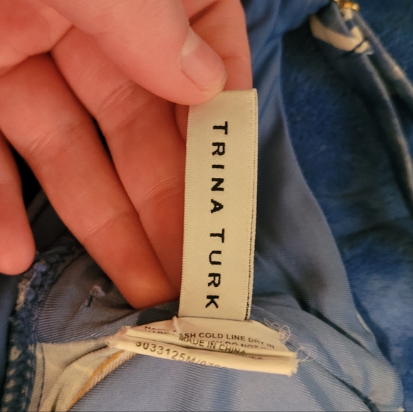 Palm tree blue and white design swim suit top - Picture 3 of 4